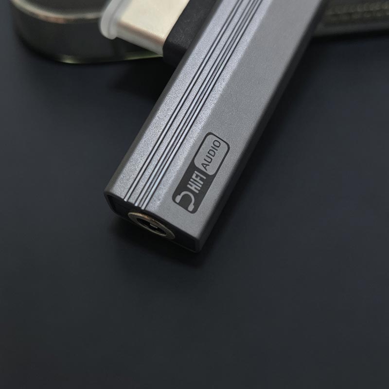 Adaptador Tipo-C 2en1: Jack 3.5mm + Carga 100W